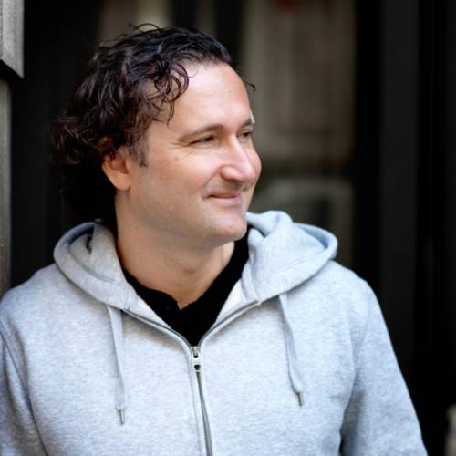 Caprices Festival 2023: Lesung Guido Tartarotti mit Klaviermusik von Ron Hannah